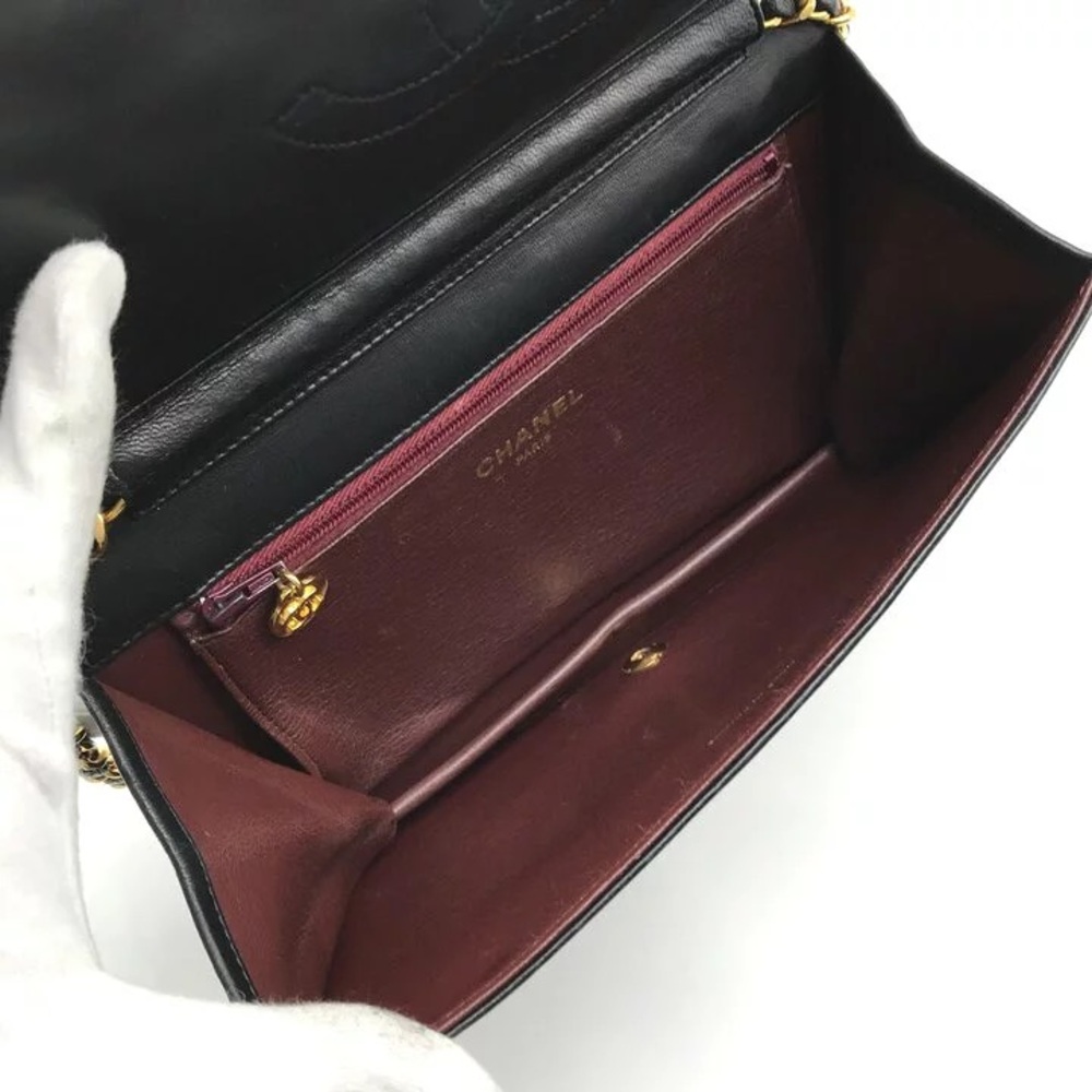 Authentic CHANEL black single flap lambskin classic bag 24k gold hardware - Picture 10 of 11